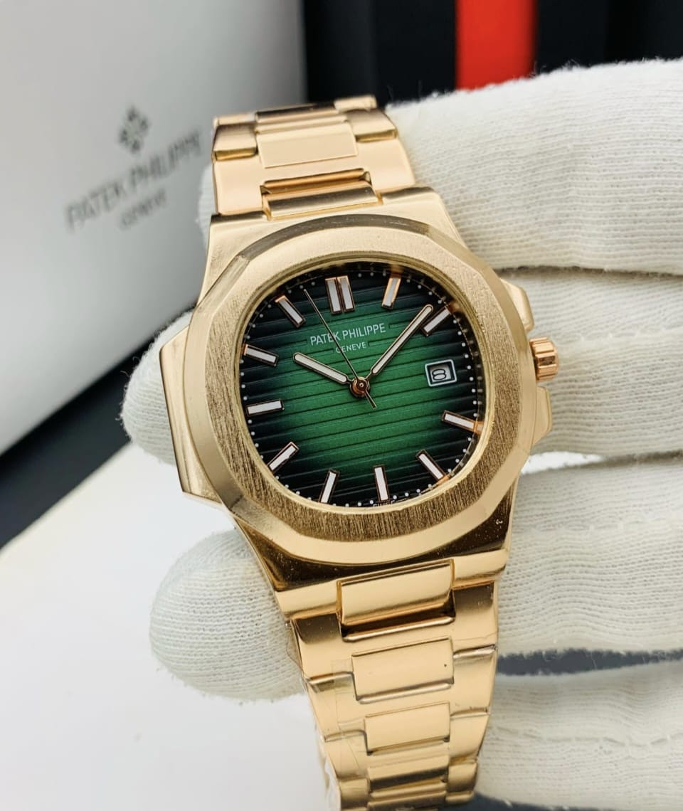 Royal Emerald Swiss-Made Watch | 18K Gold-Plated Luxury Timepiece with Emerald Green Dial